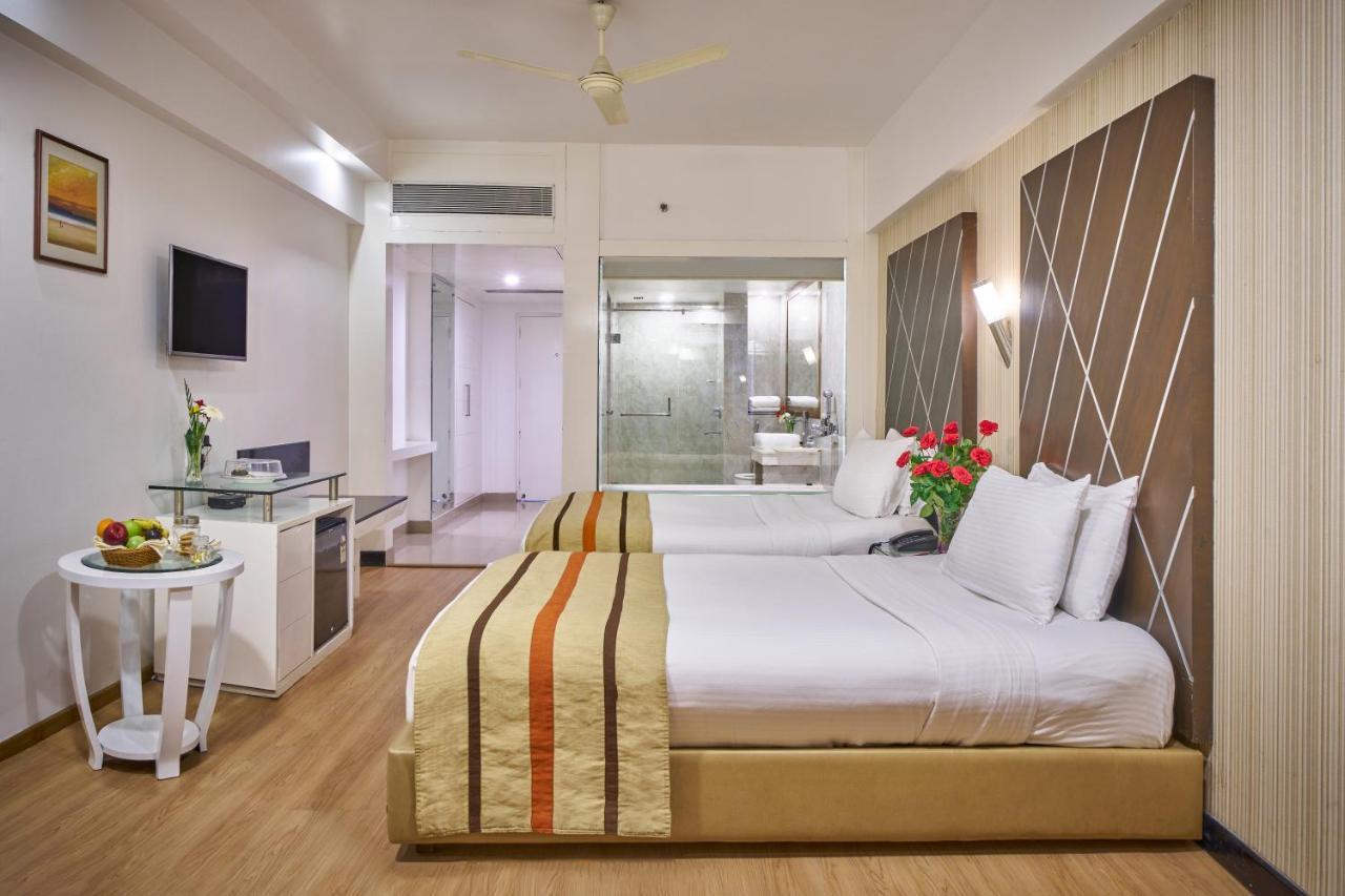 Hotel Hindusthan International, Бхубанешвара Экстерьер фото