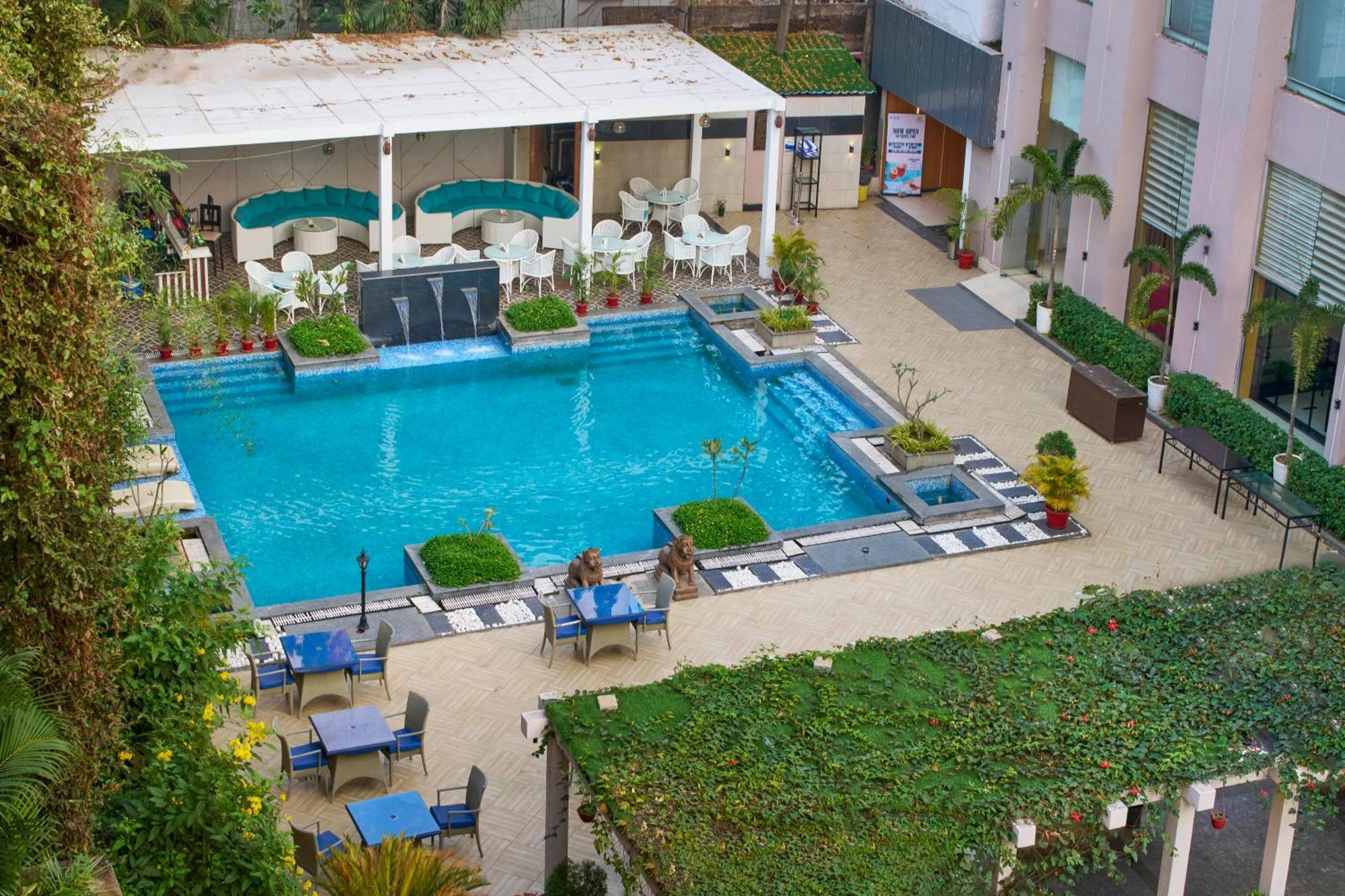 Hotel Hindusthan International, Бхубанешвара Экстерьер фото
