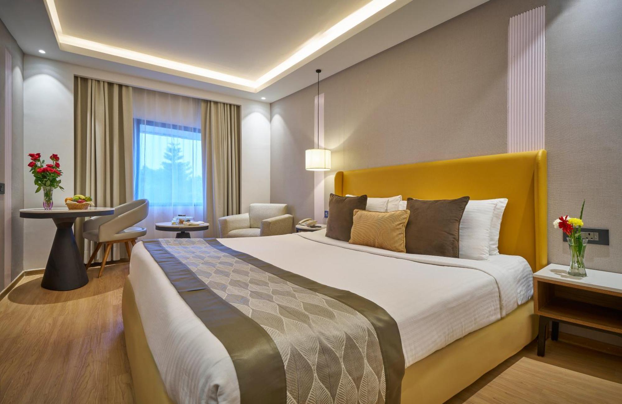 Hotel Hindusthan International, Бхубанешвара Экстерьер фото