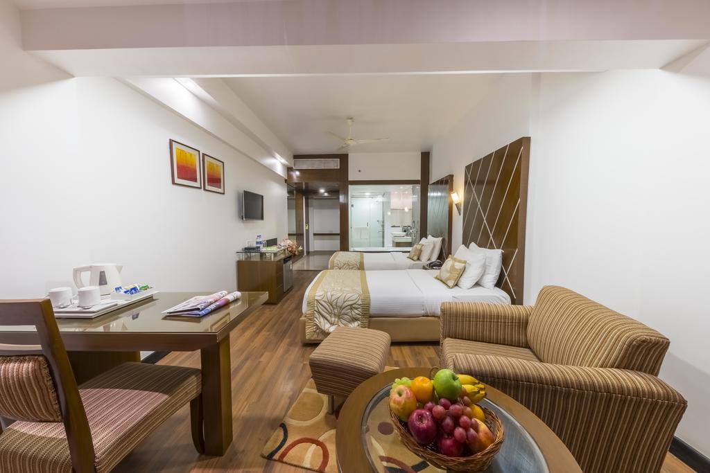 Hotel Hindusthan International, Бхубанешвара Экстерьер фото