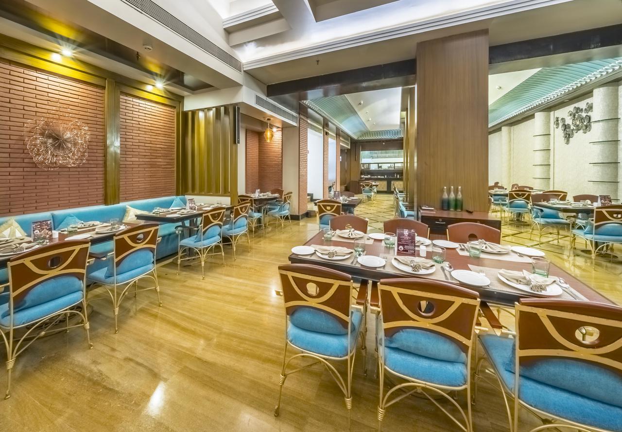 Hotel Hindusthan International, Бхубанешвара Экстерьер фото