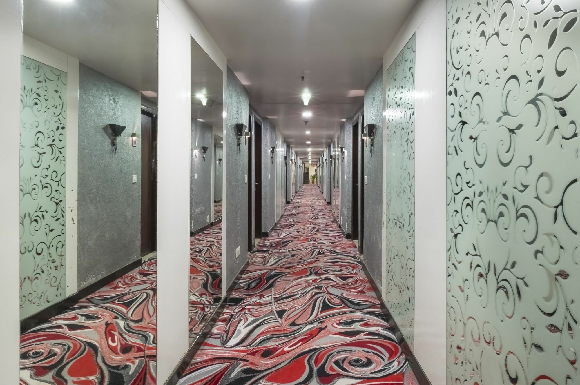 Hotel Hindusthan International, Бхубанешвара Экстерьер фото