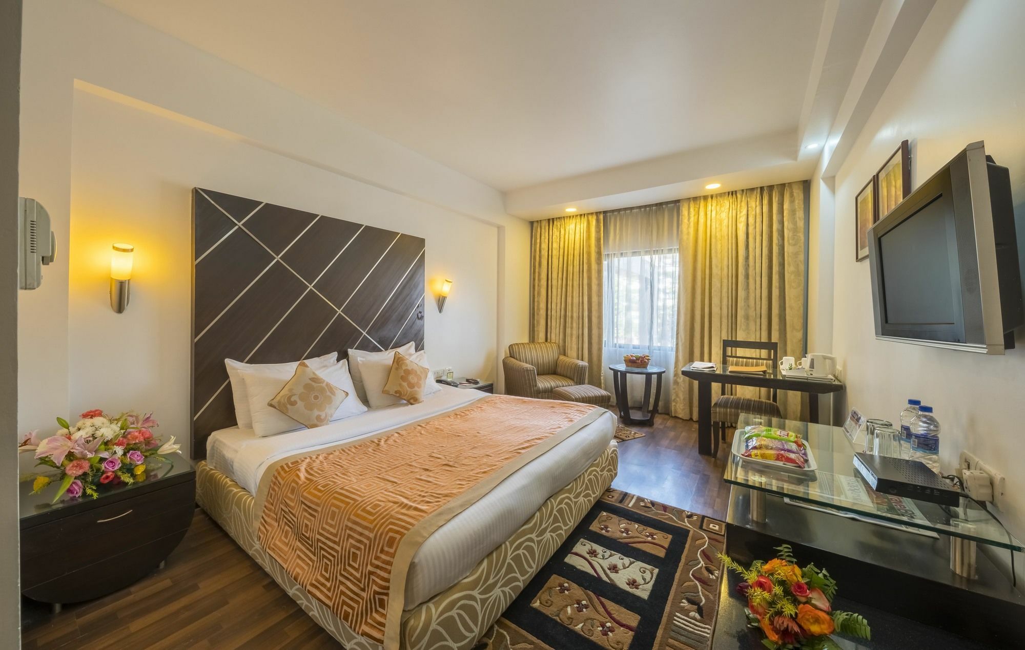 Hotel Hindusthan International, Бхубанешвара Экстерьер фото