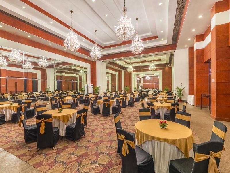 Hotel Hindusthan International, Бхубанешвара Экстерьер фото
