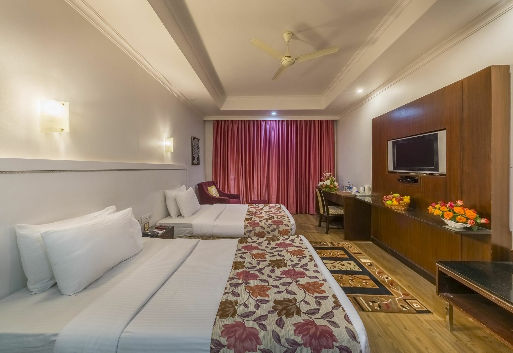 Hotel Hindusthan International, Бхубанешвара Экстерьер фото